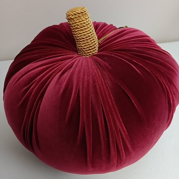 Threshold Decorative Shaped Pillow Pumpkin 12 In X 9 In red - Picture 4 of 6